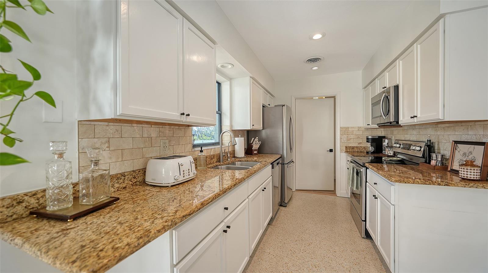 BARNES PKWY - Residential