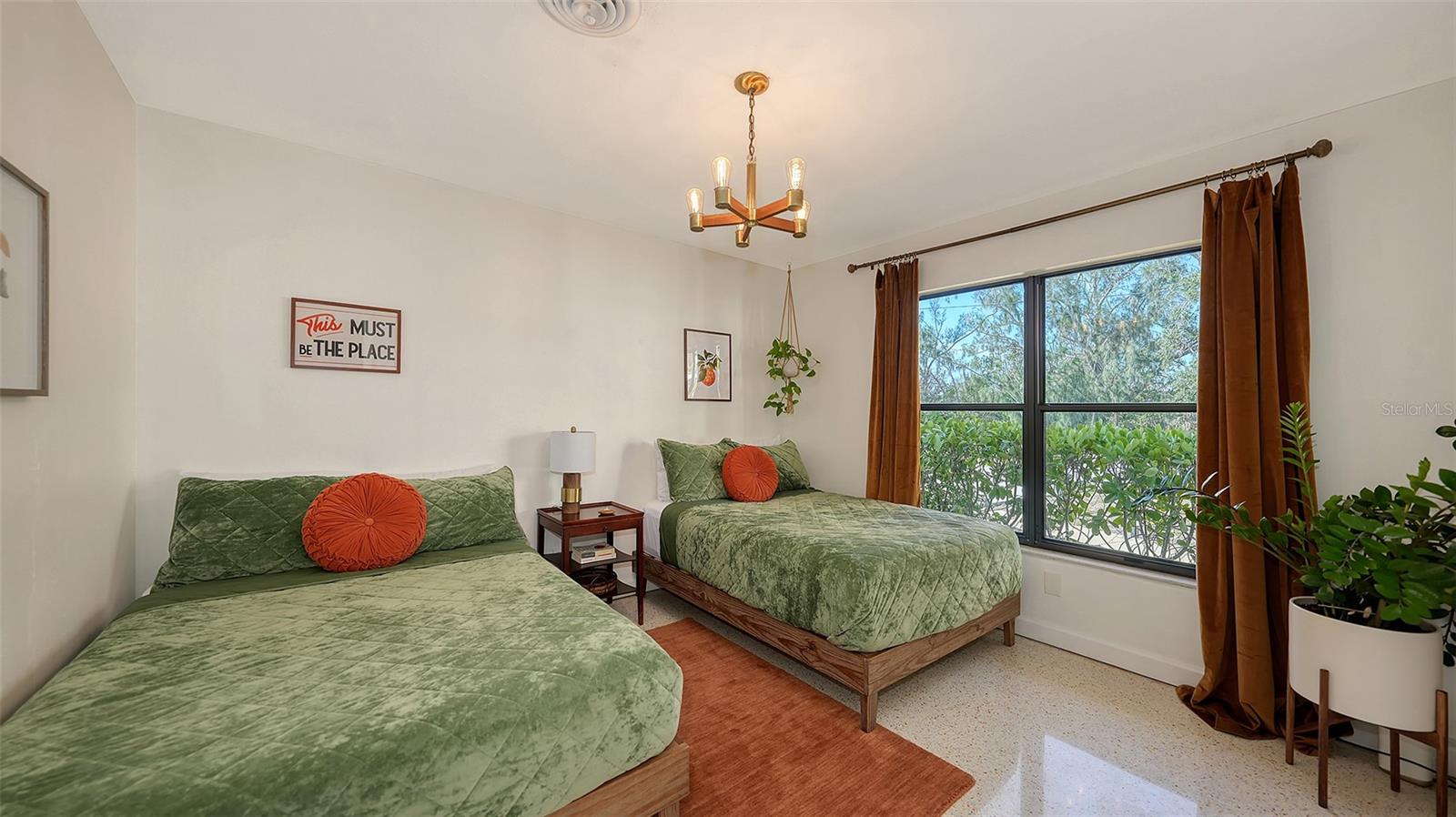 BARNES PKWY - Residential
