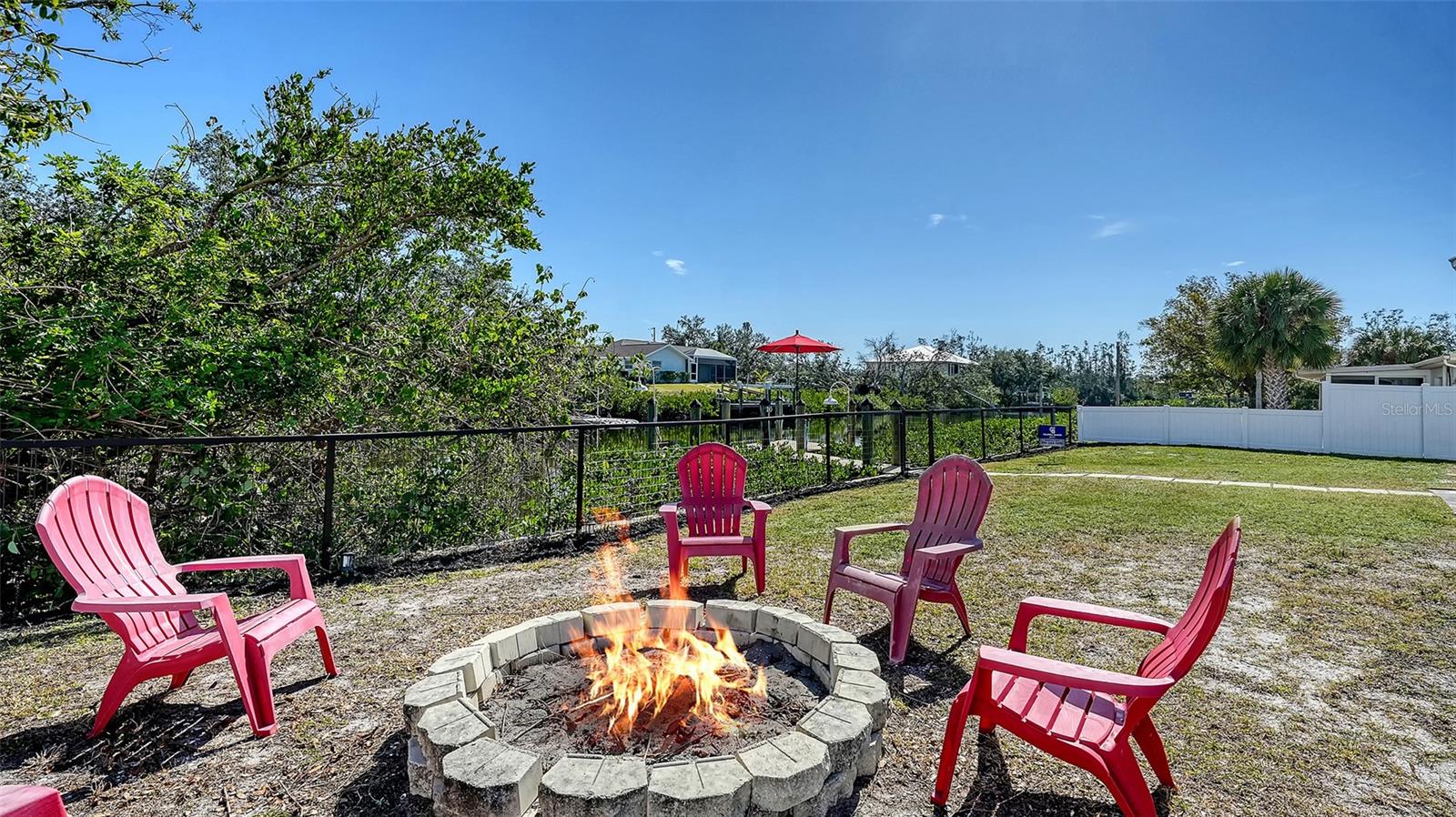 BARNES PKWY - Residential