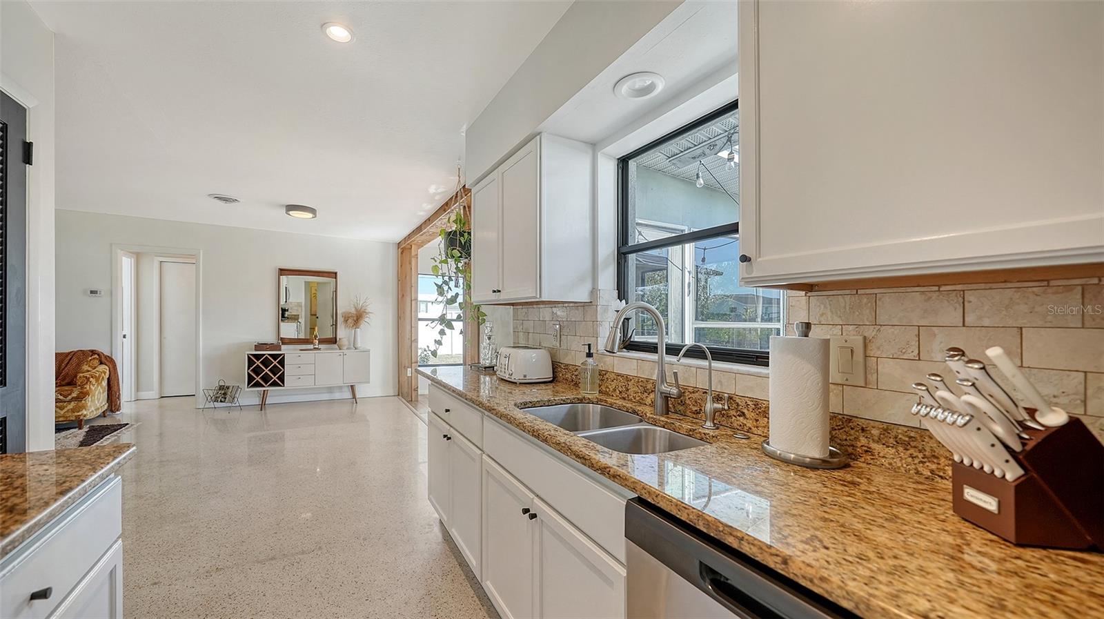 BARNES PKWY - Residential