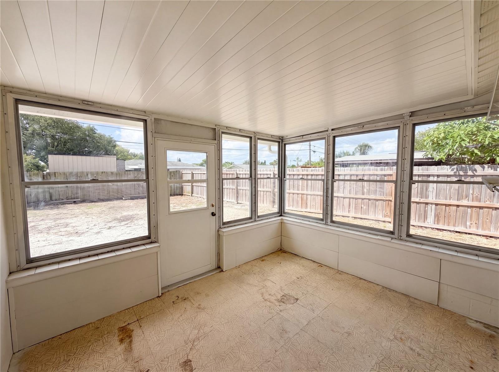 JASMINE LAKES - Residential