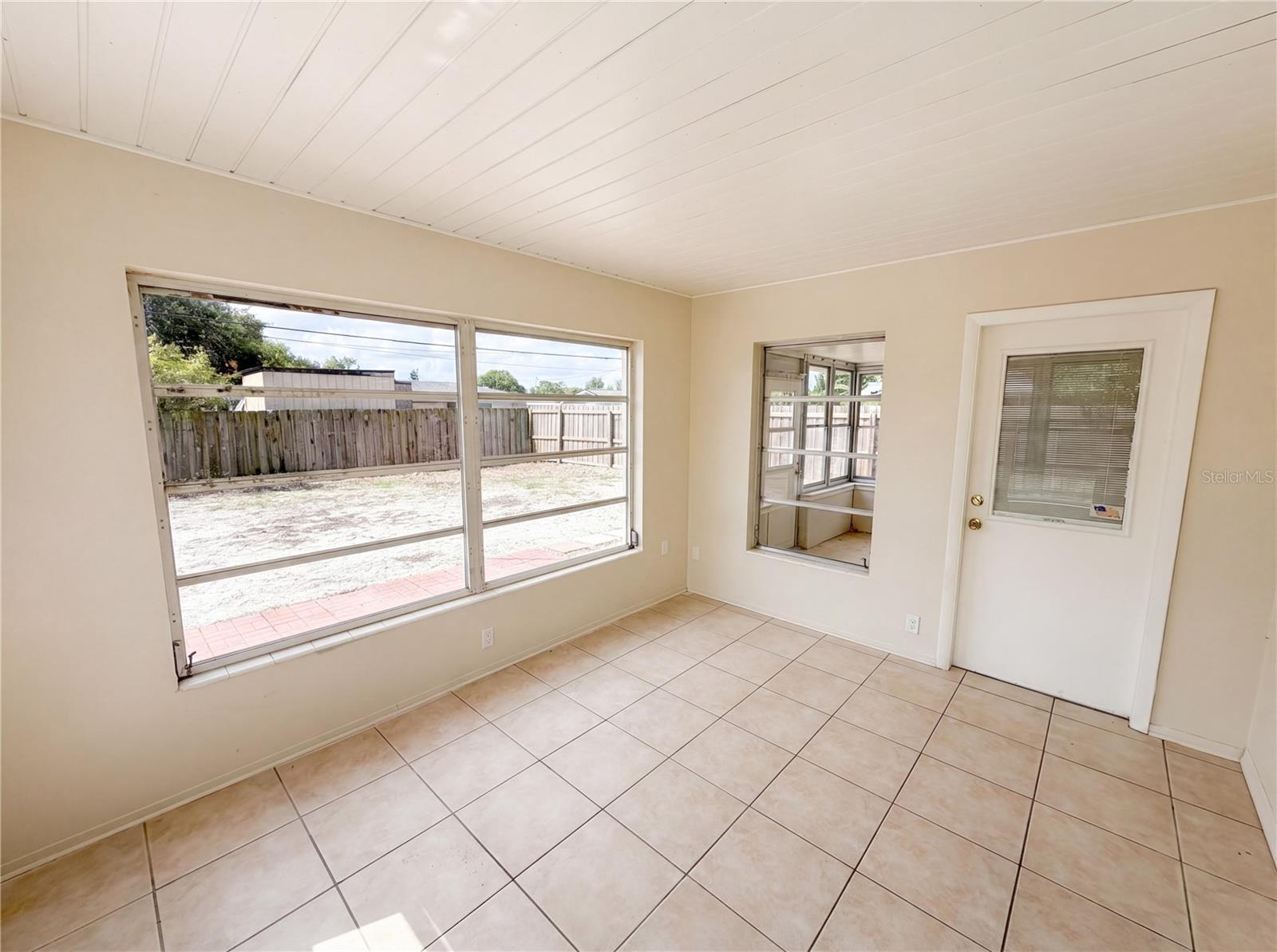 JASMINE LAKES - Residential