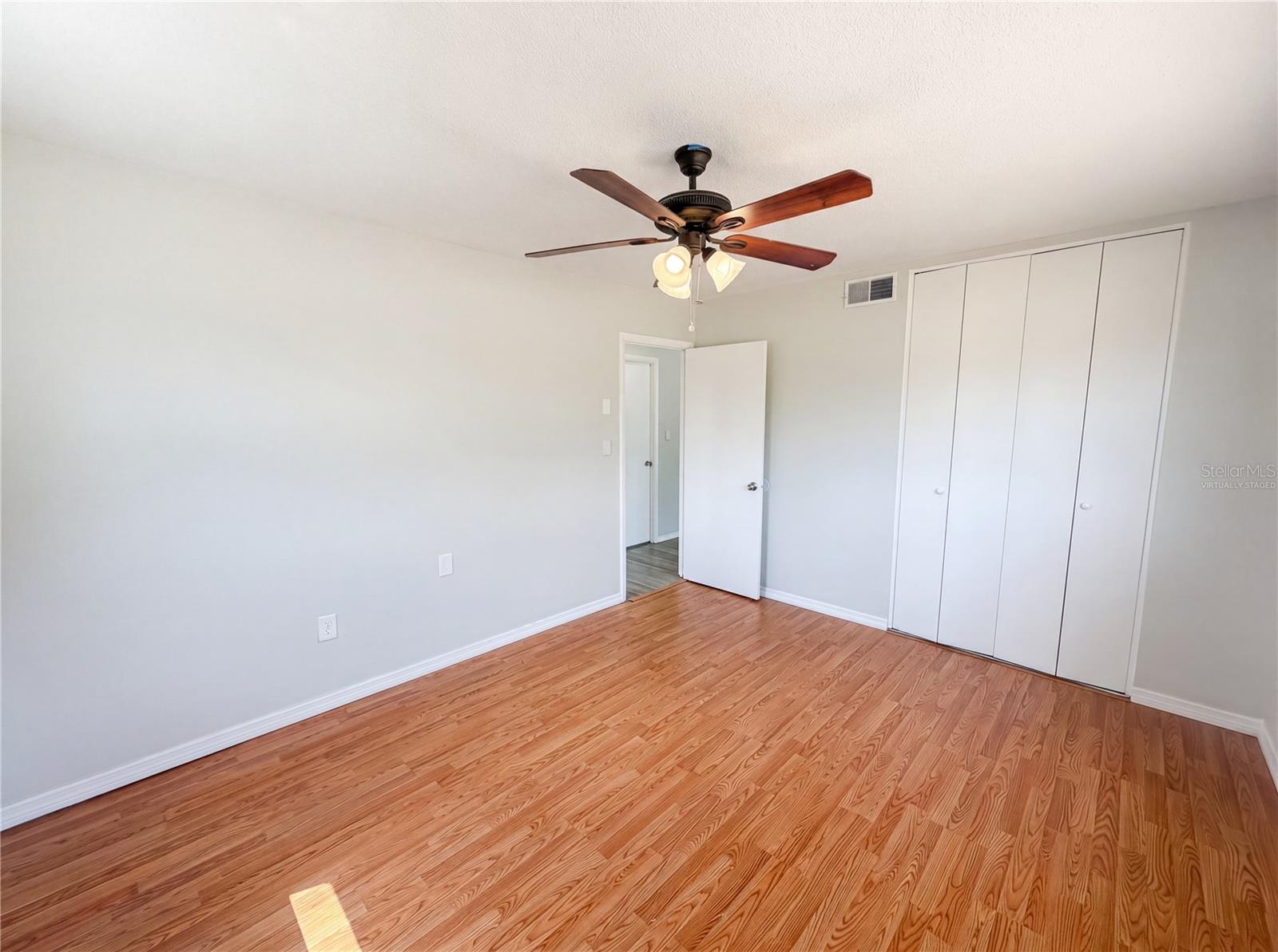 JASMINE LAKES - Residential