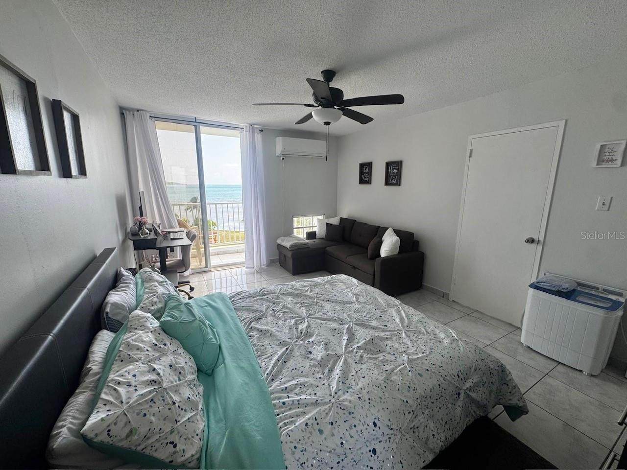 COND ISLETA MARINA - Residential