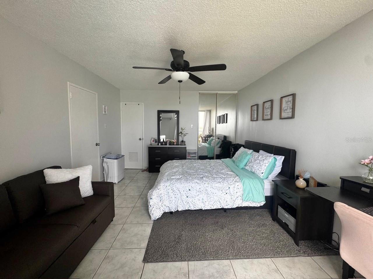 COND ISLETA MARINA - Residential