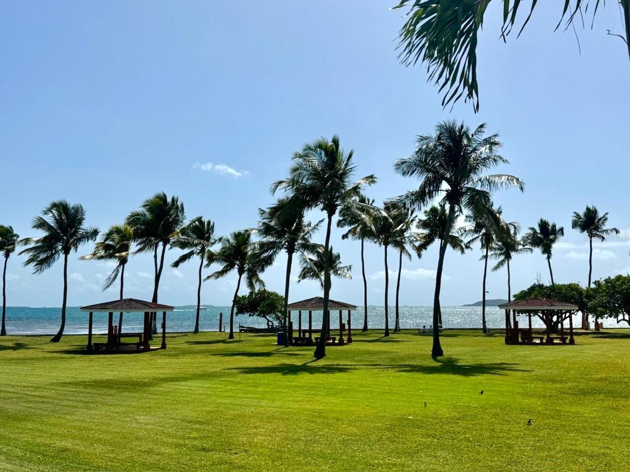 COND ISLETA MARINA - Residential