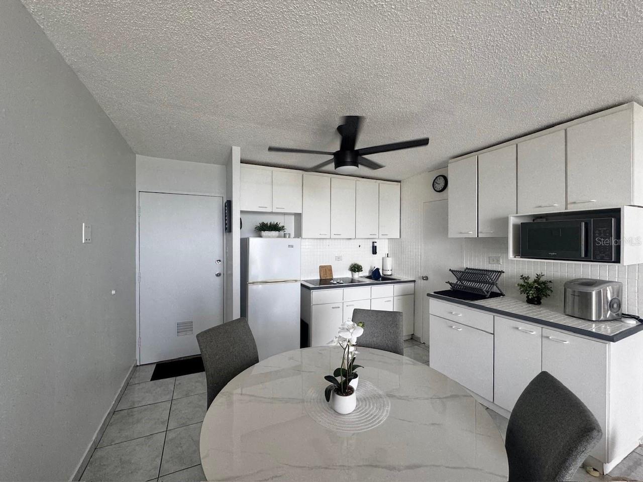 COND ISLETA MARINA - Residential