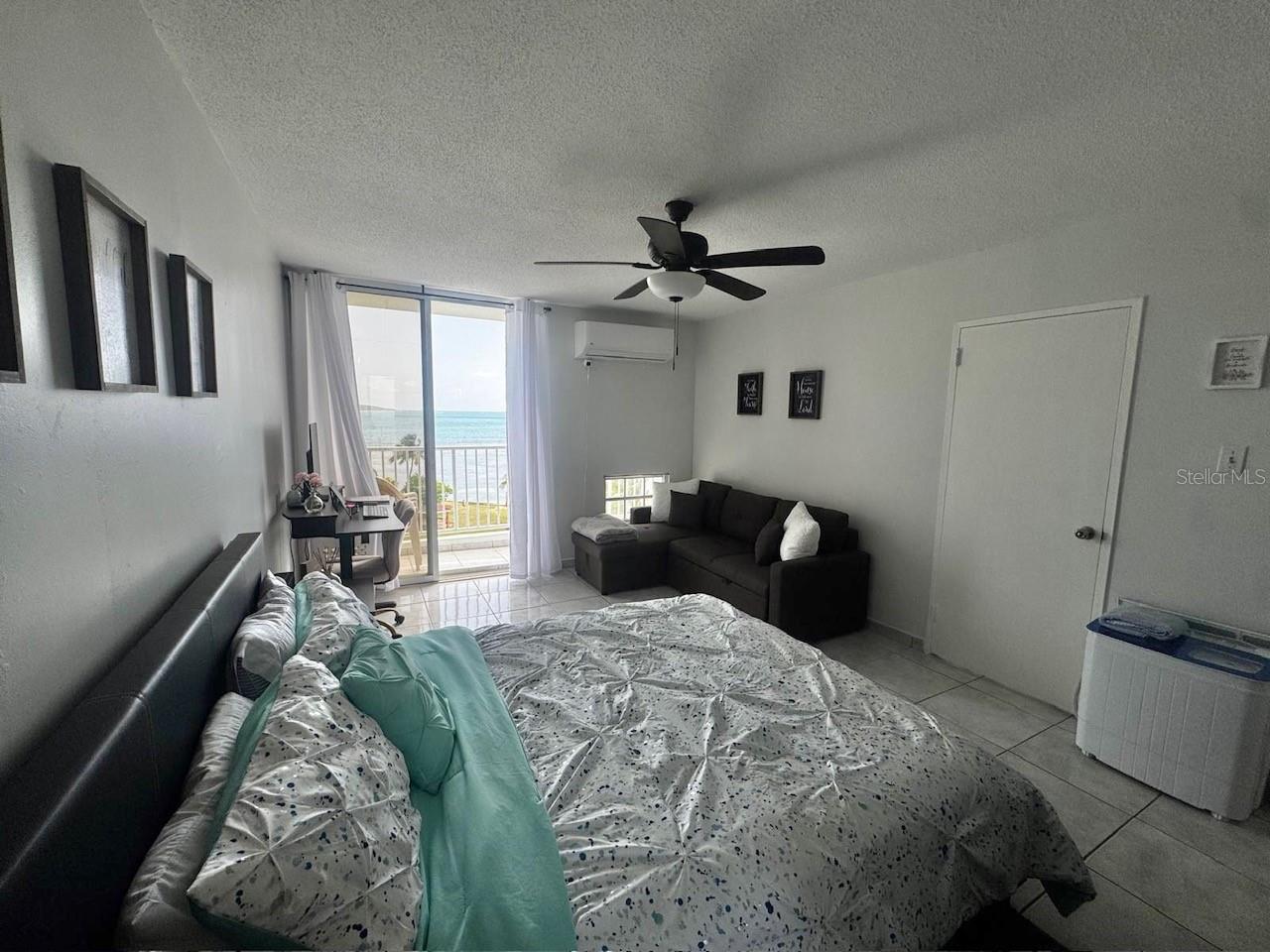 COND ISLETA MARINA - Residential