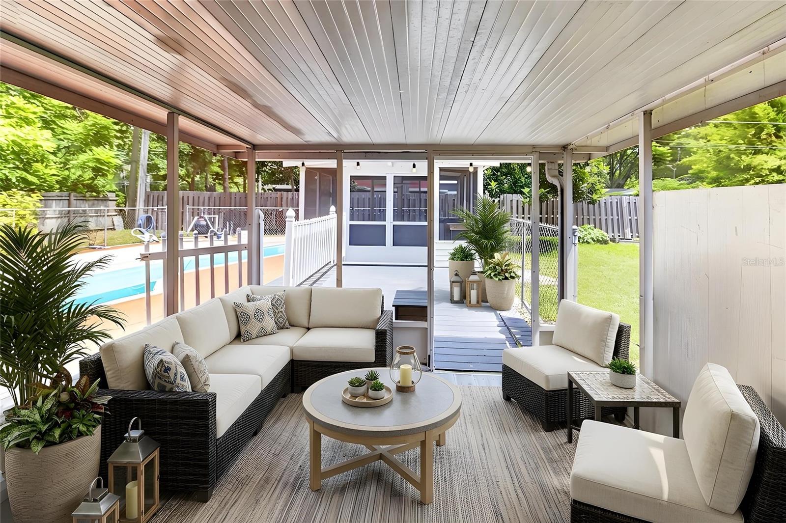 IDYLWILD SOUTH SERENOLA - Residential