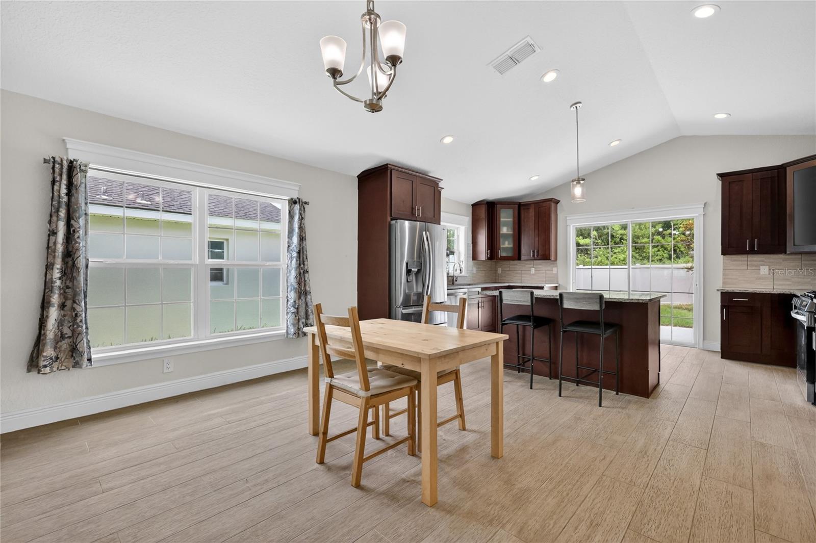 DENSAN PARK PH ONE - Residential