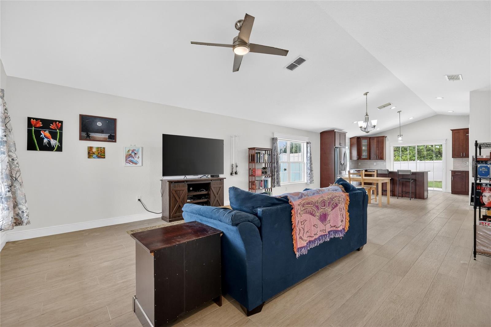 DENSAN PARK PH ONE - Residential