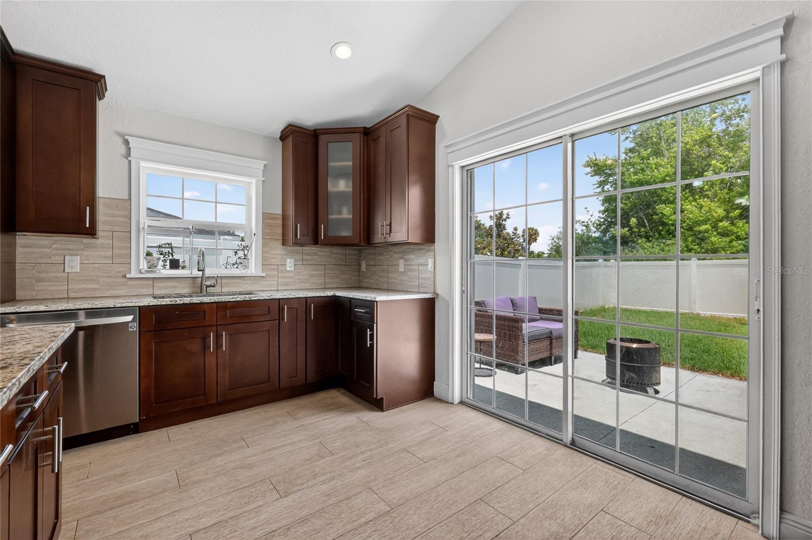 DENSAN PARK PH ONE - Residential