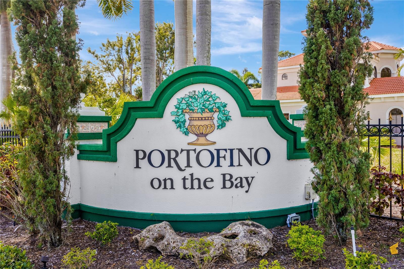PORTOFINO ON THE BAY - Land