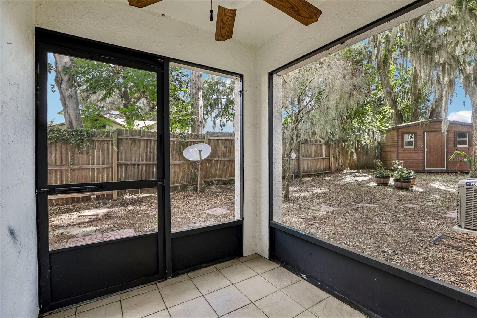 LEESBURG PALMORA GREEN - Residential Income