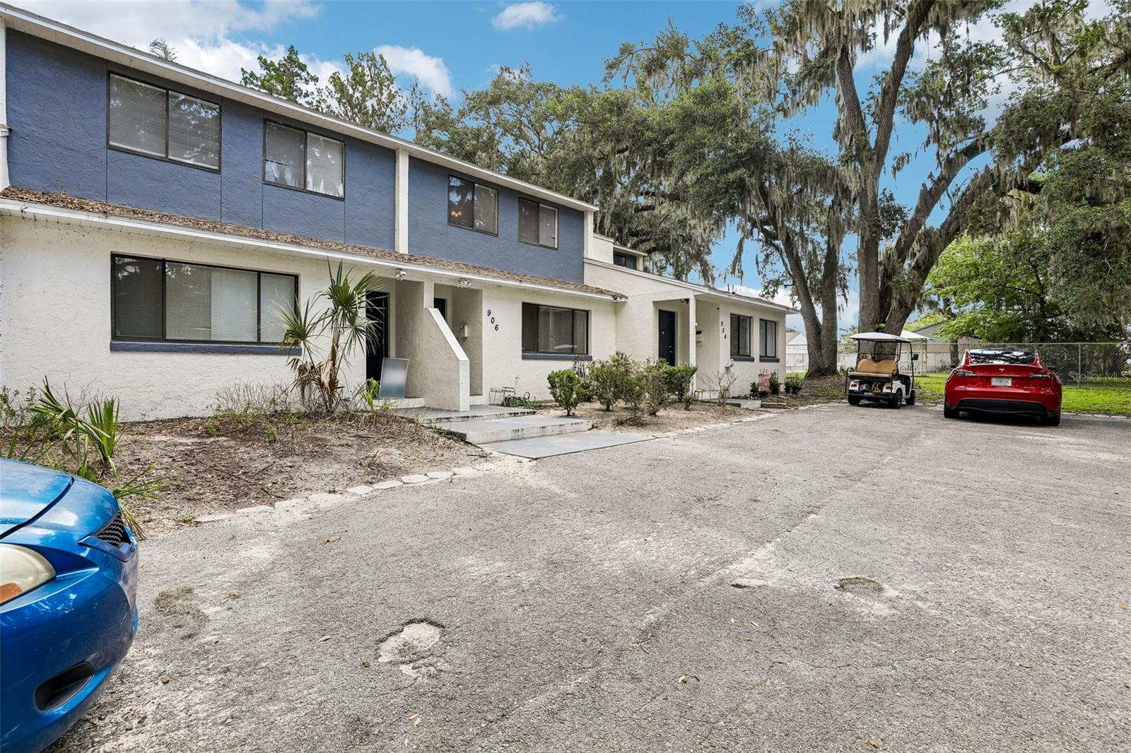 LEESBURG PALMORA GREEN - Residential Income