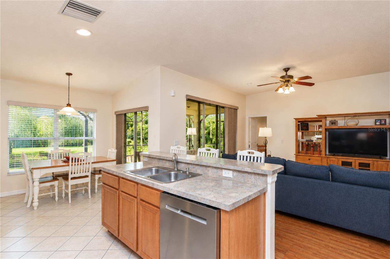 FISHHAWK RANCH - Residential