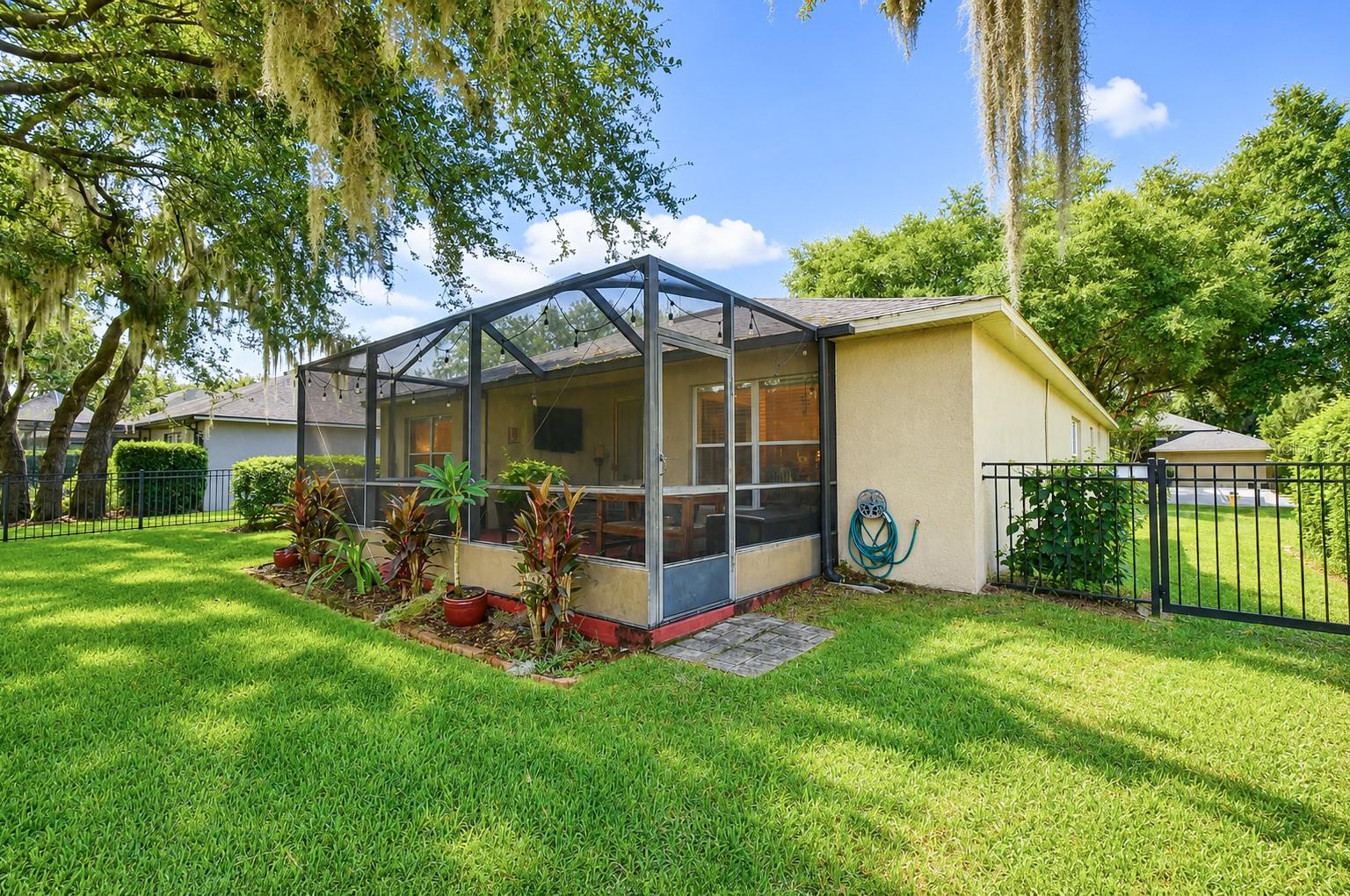 FISHHAWK RANCH - Residential