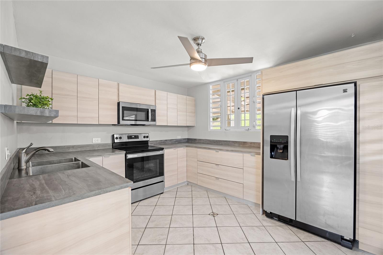 URB. TINTILLO GARDENS - Residential