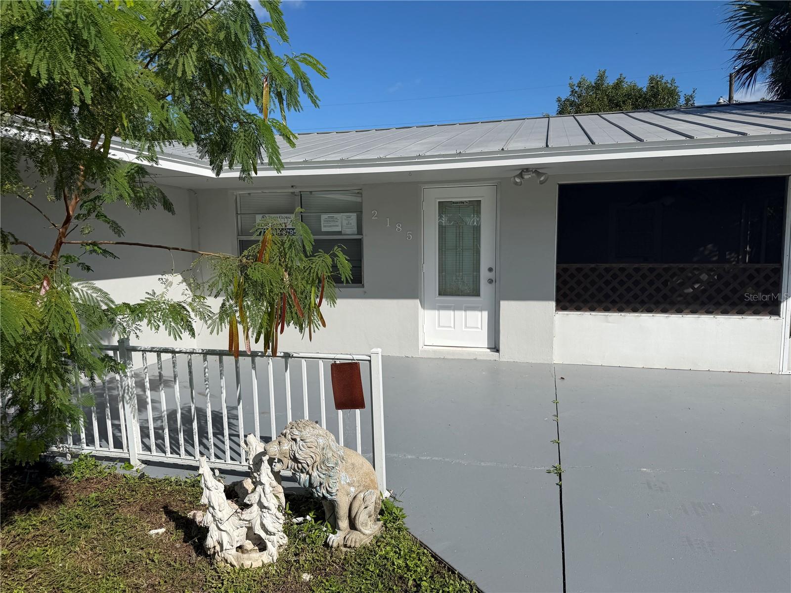 OKEECHOBEE PARK - Residential Lease