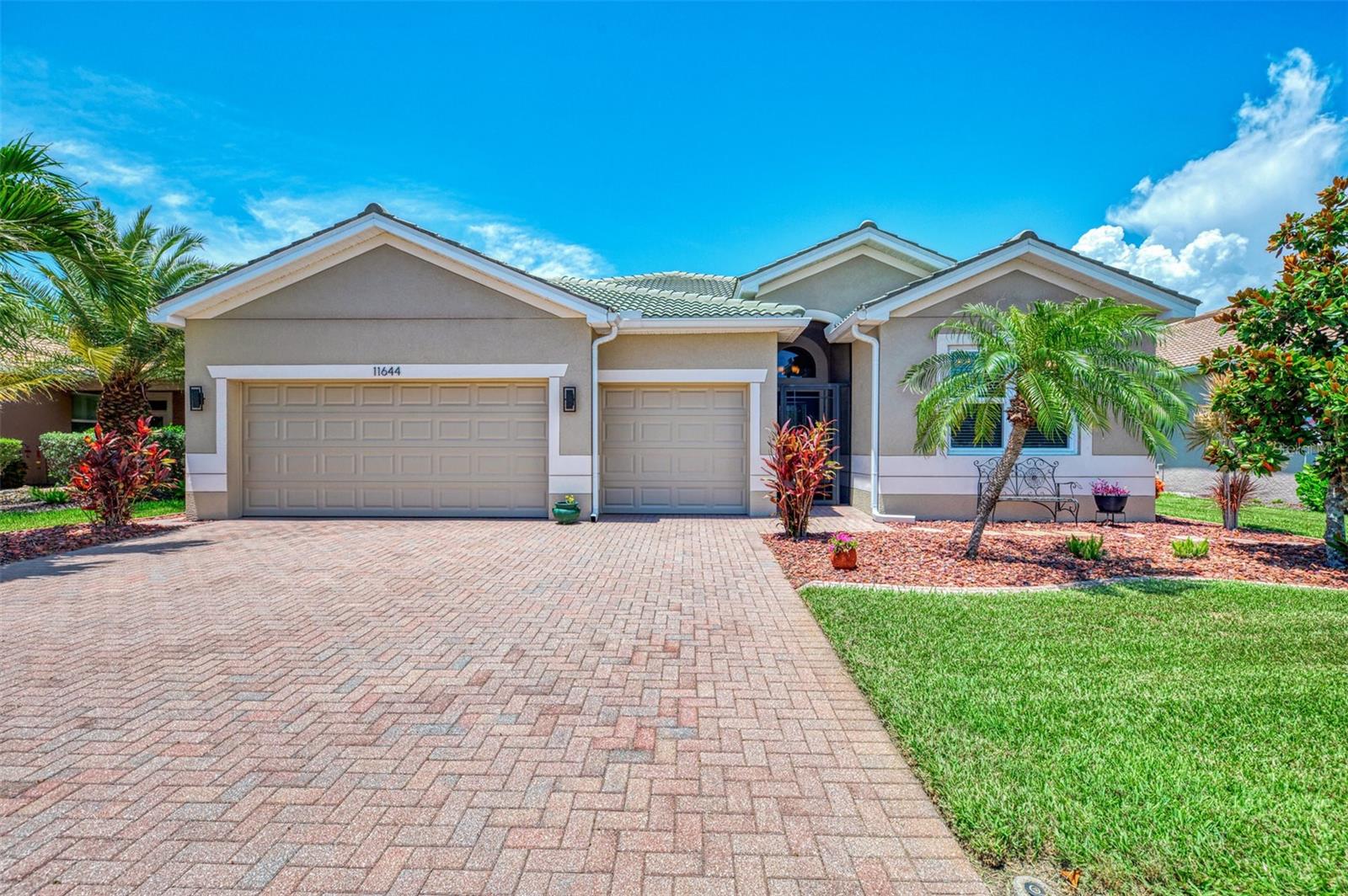 STONEYBROOK AT VENICE - Residential