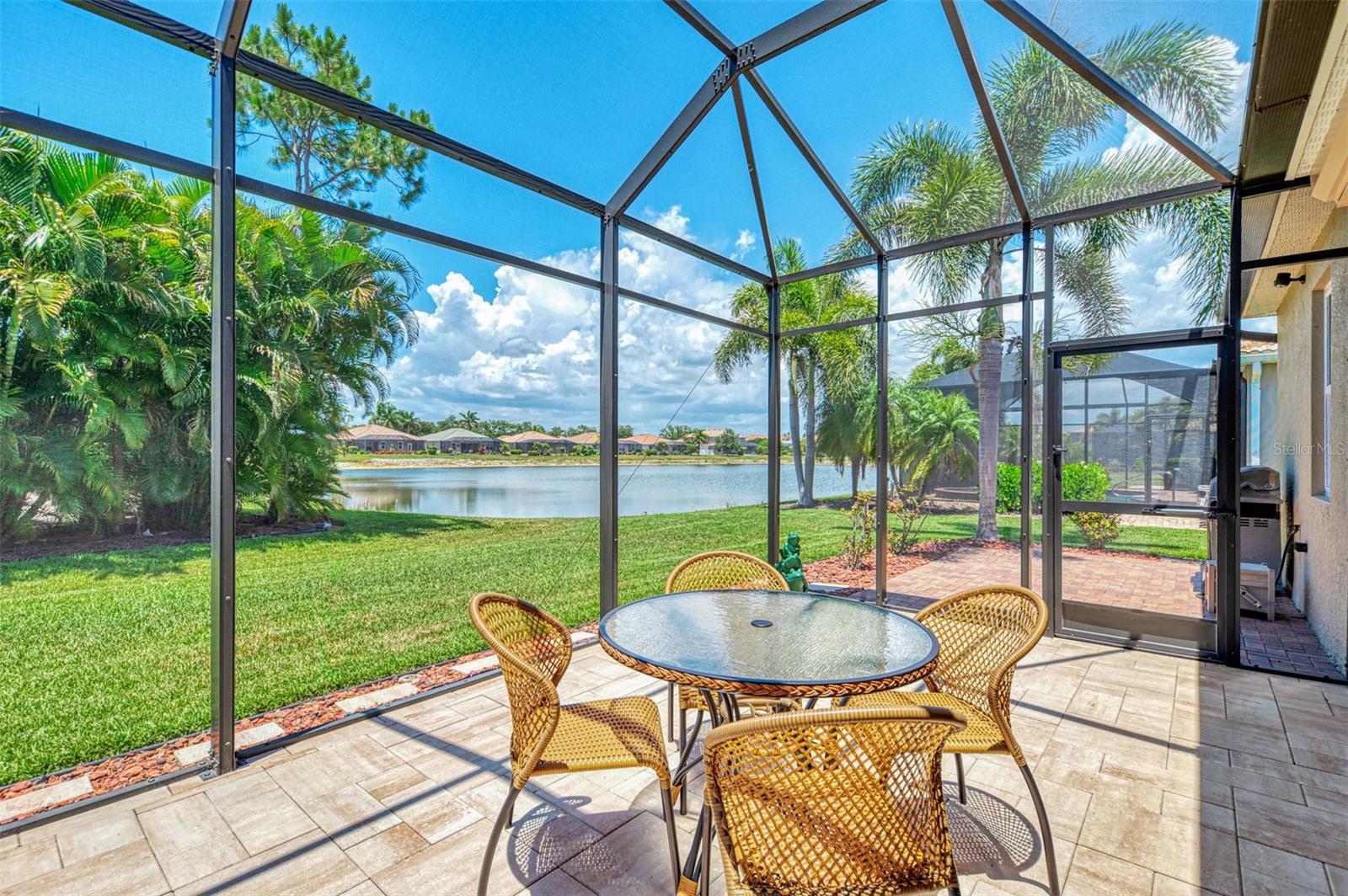 STONEYBROOK AT VENICE - Residential