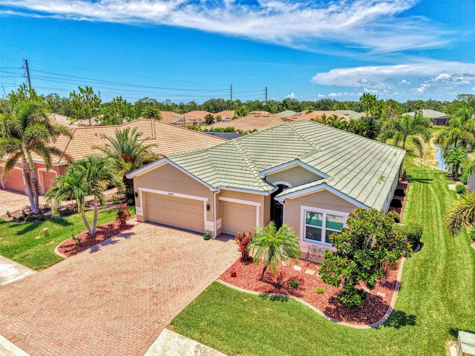 STONEYBROOK AT VENICE - Residential