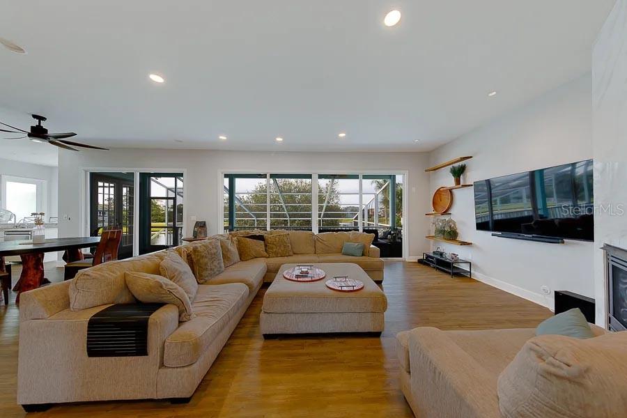 POINTE ALEXIS NORTH PH II - Residential