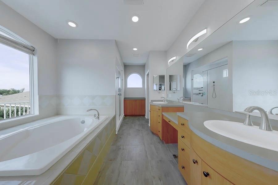 POINTE ALEXIS NORTH PH II - Residential