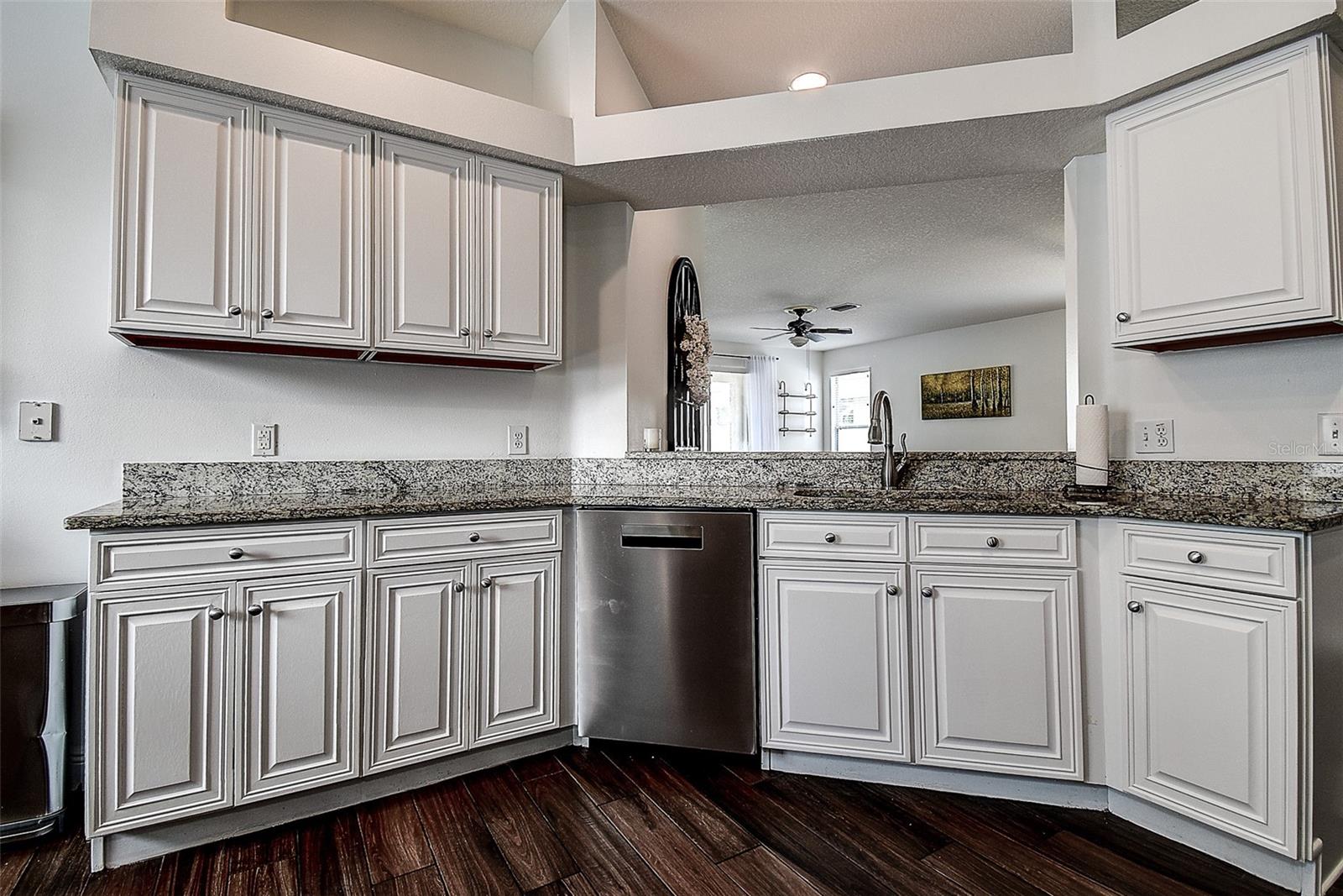 IVY LAKE ESTATES - Residential