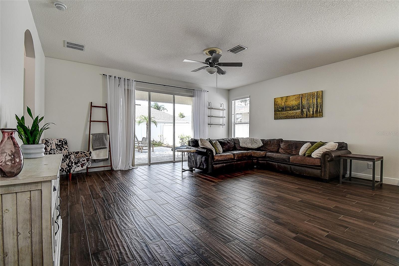 IVY LAKE ESTATES - Residential