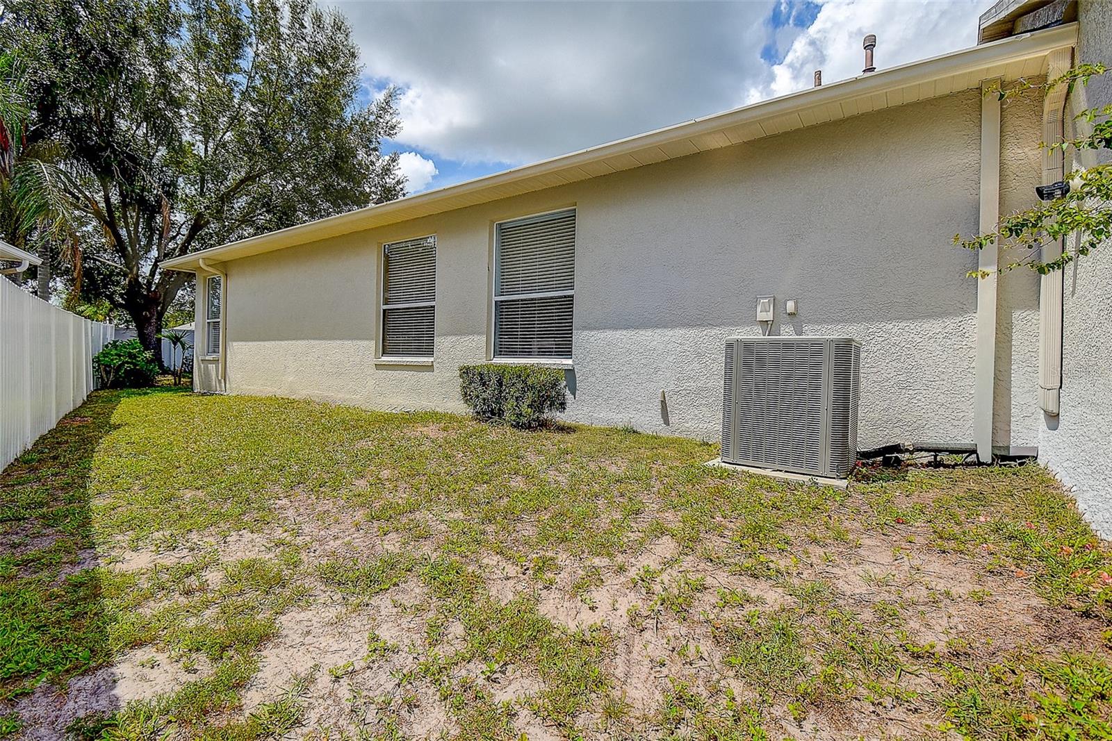 IVY LAKE ESTATES - Residential