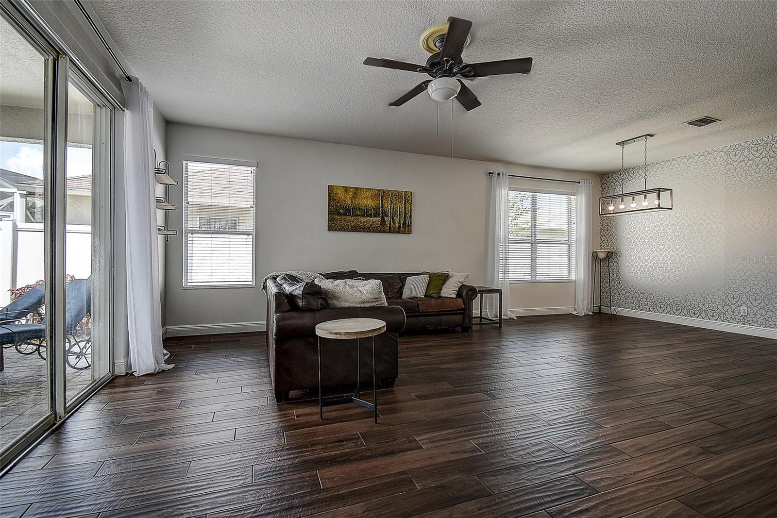 IVY LAKE ESTATES - Residential