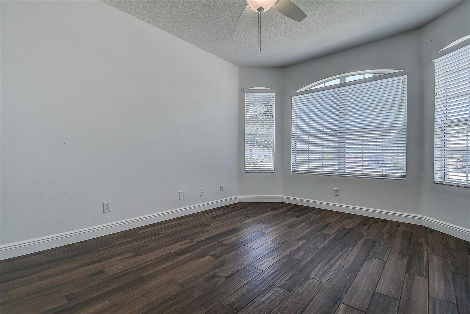 IVY LAKE ESTATES - Residential