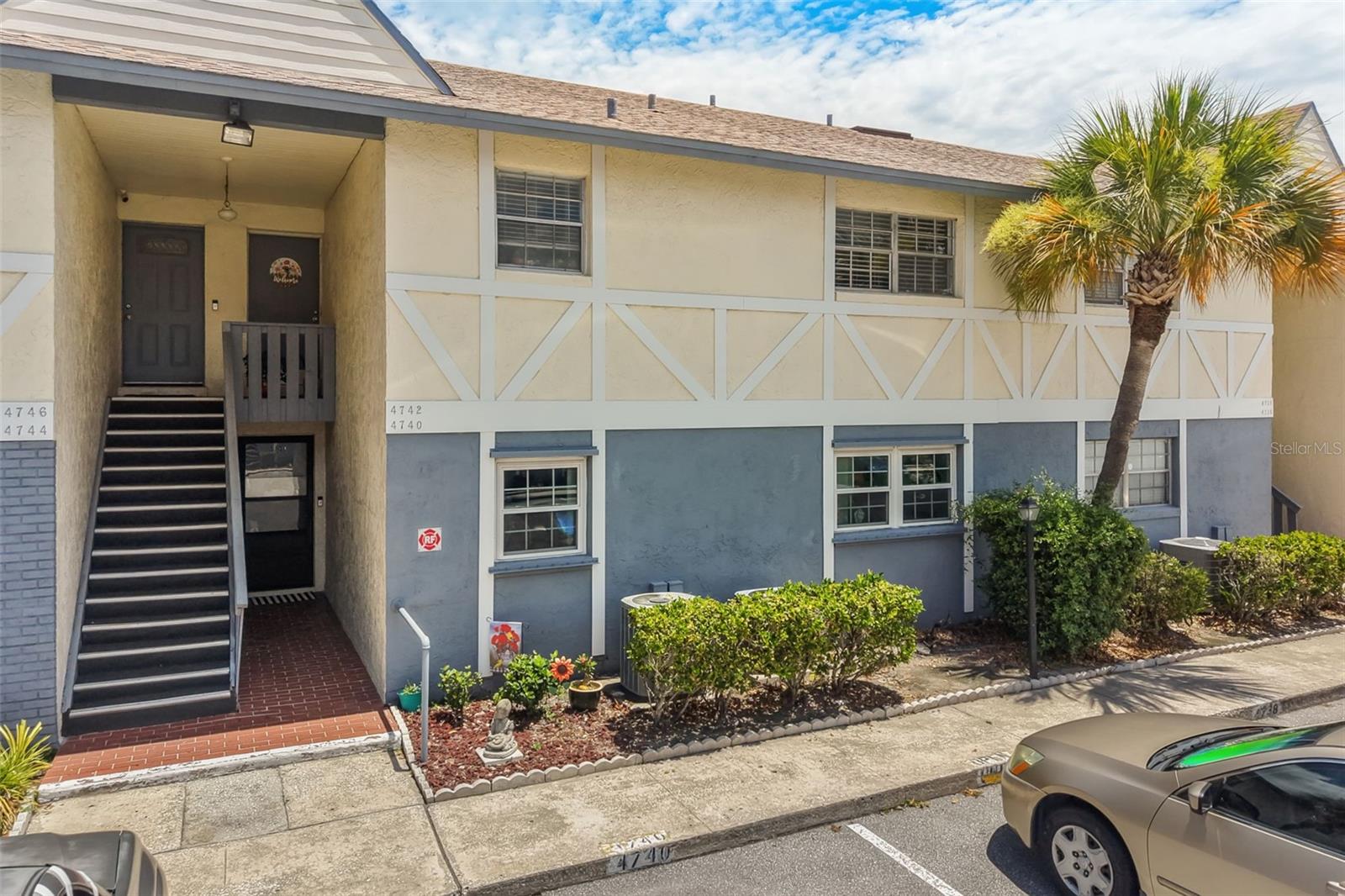 HEATHER HALL CONDO - Residential