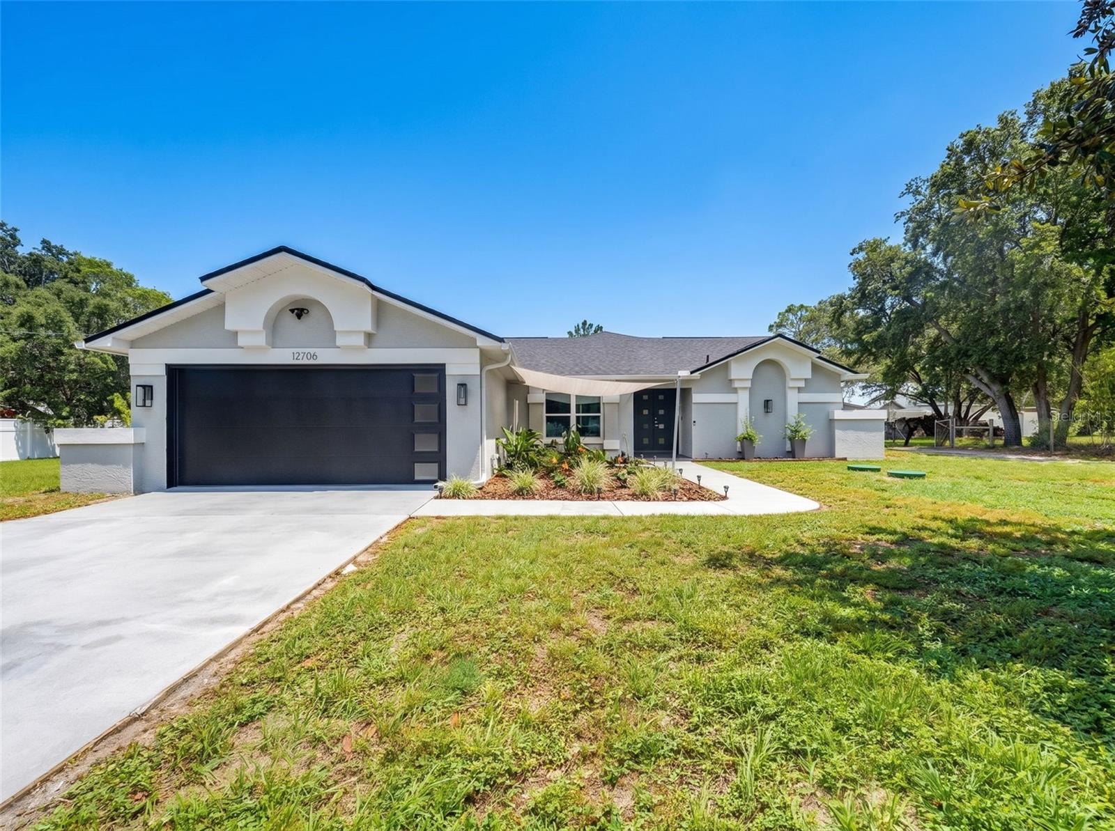HUDSON GROVE ESTATES - Residential