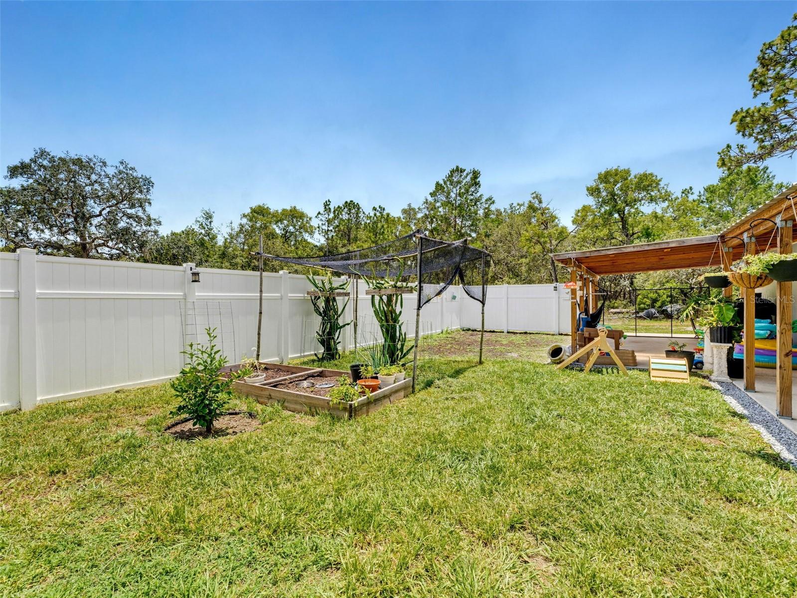 HUDSON GROVE ESTATES - Residential
