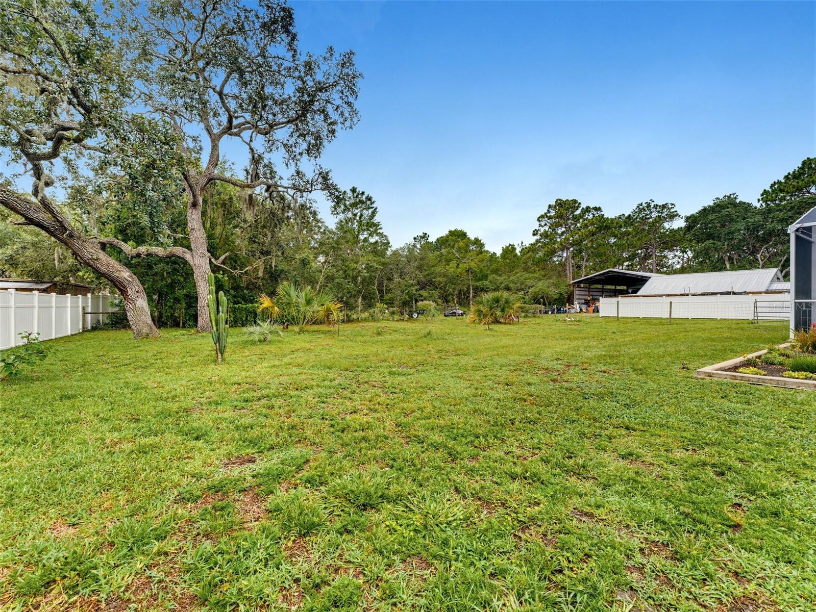 HUDSON GROVE ESTATES - Residential