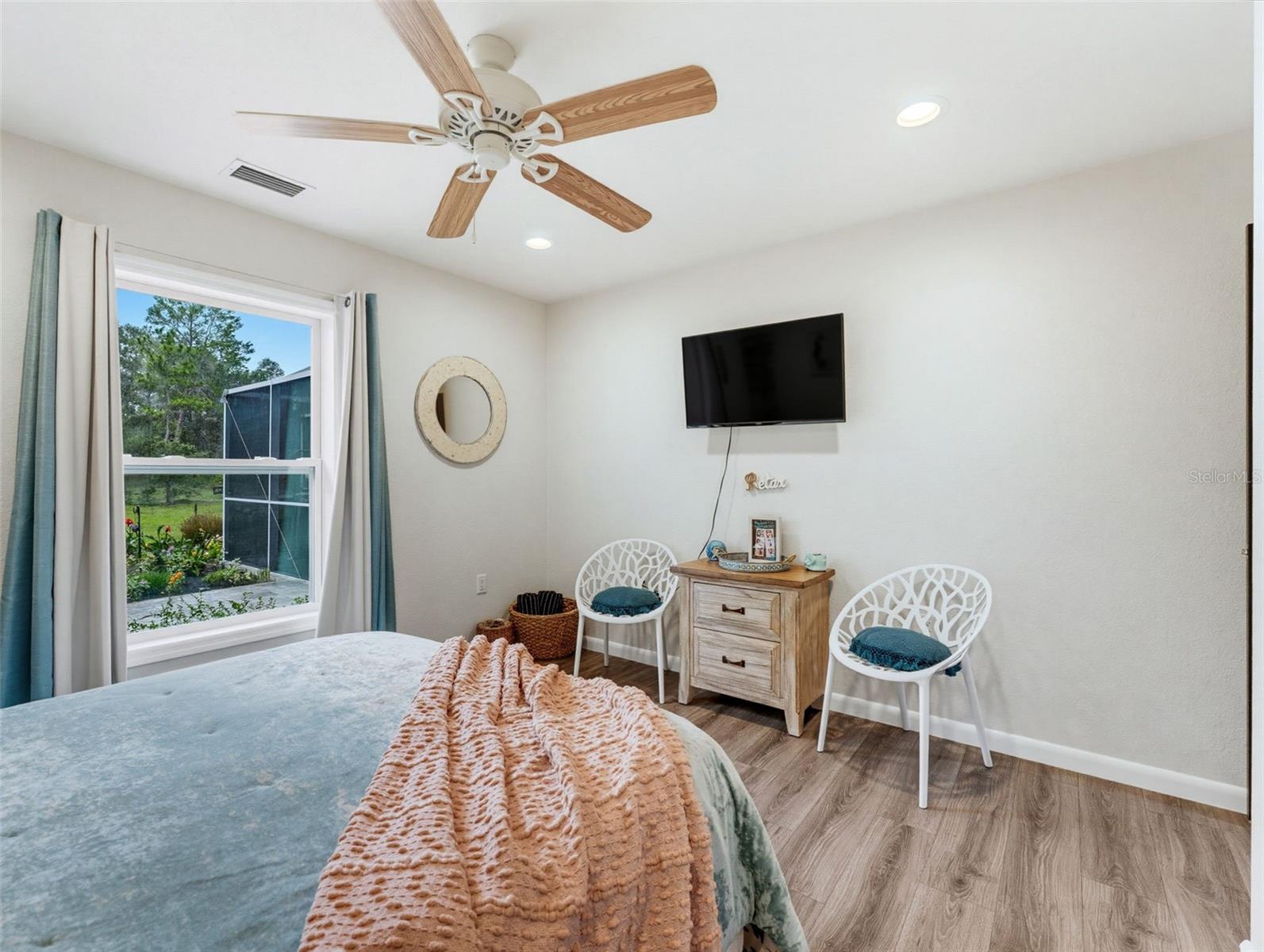 HUDSON GROVE ESTATES - Residential
