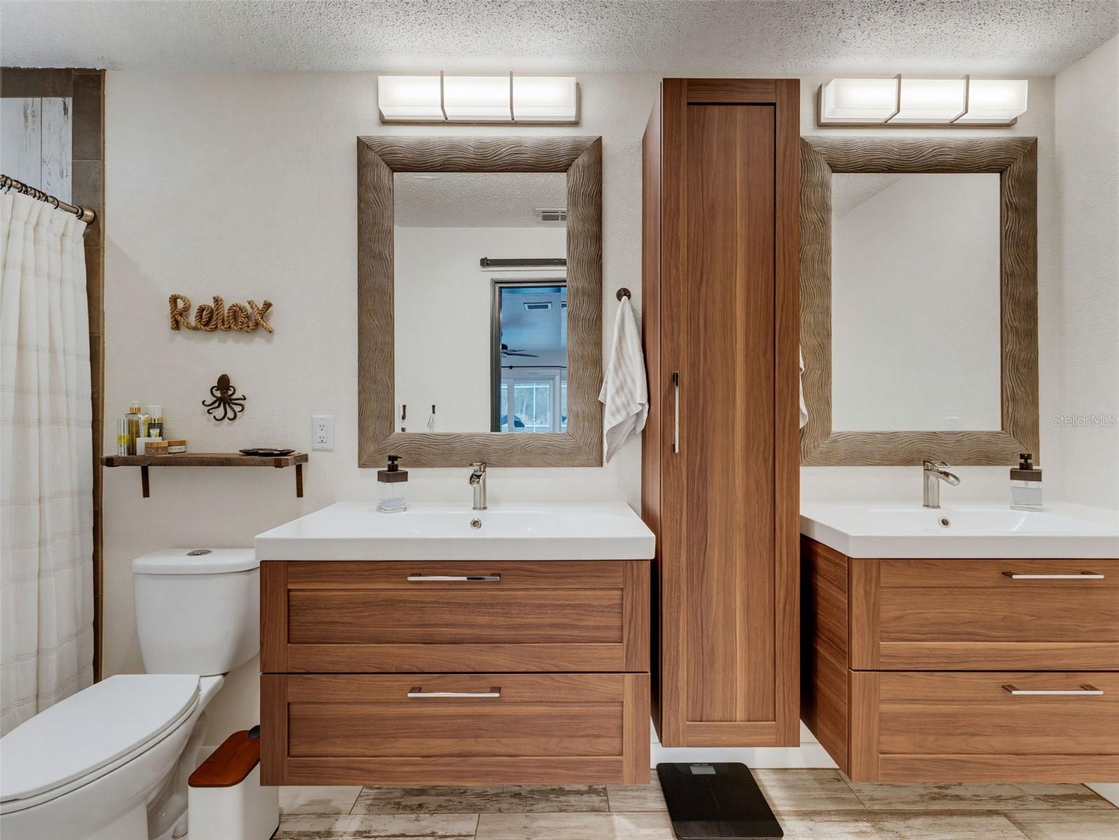 HUDSON GROVE ESTATES - Residential