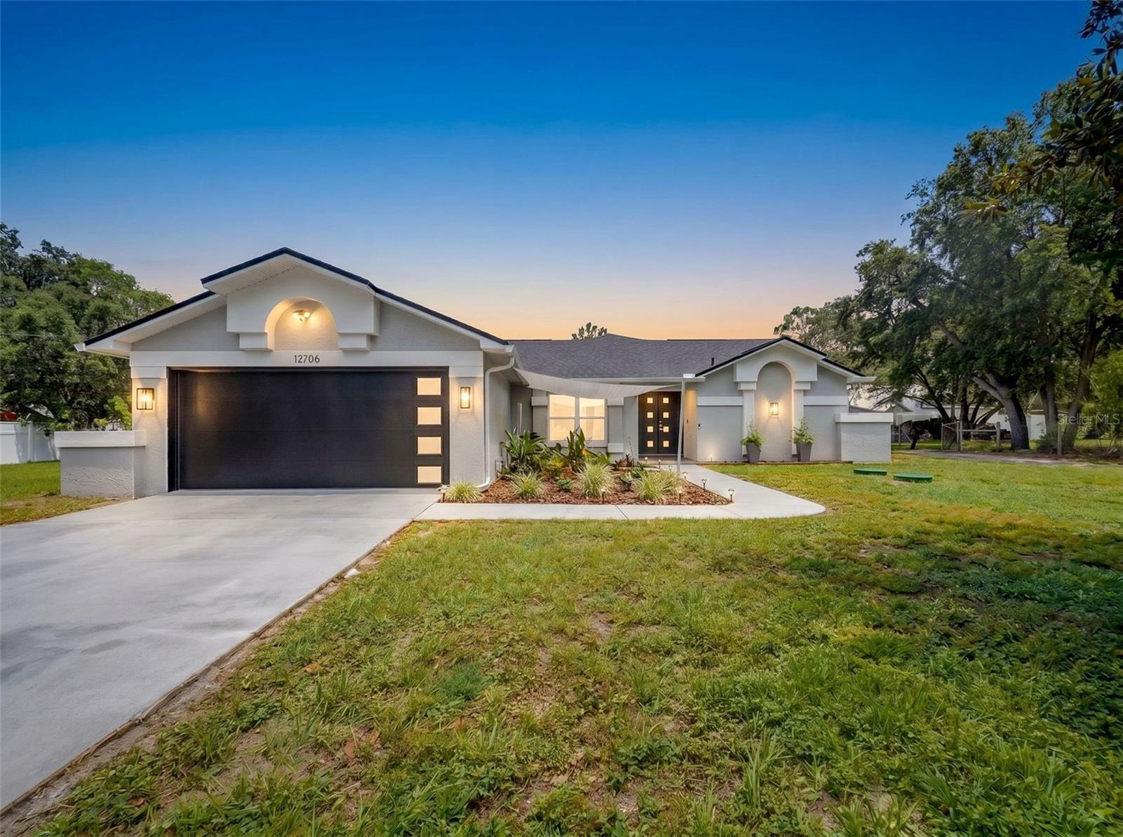 HUDSON GROVE ESTATES - Residential