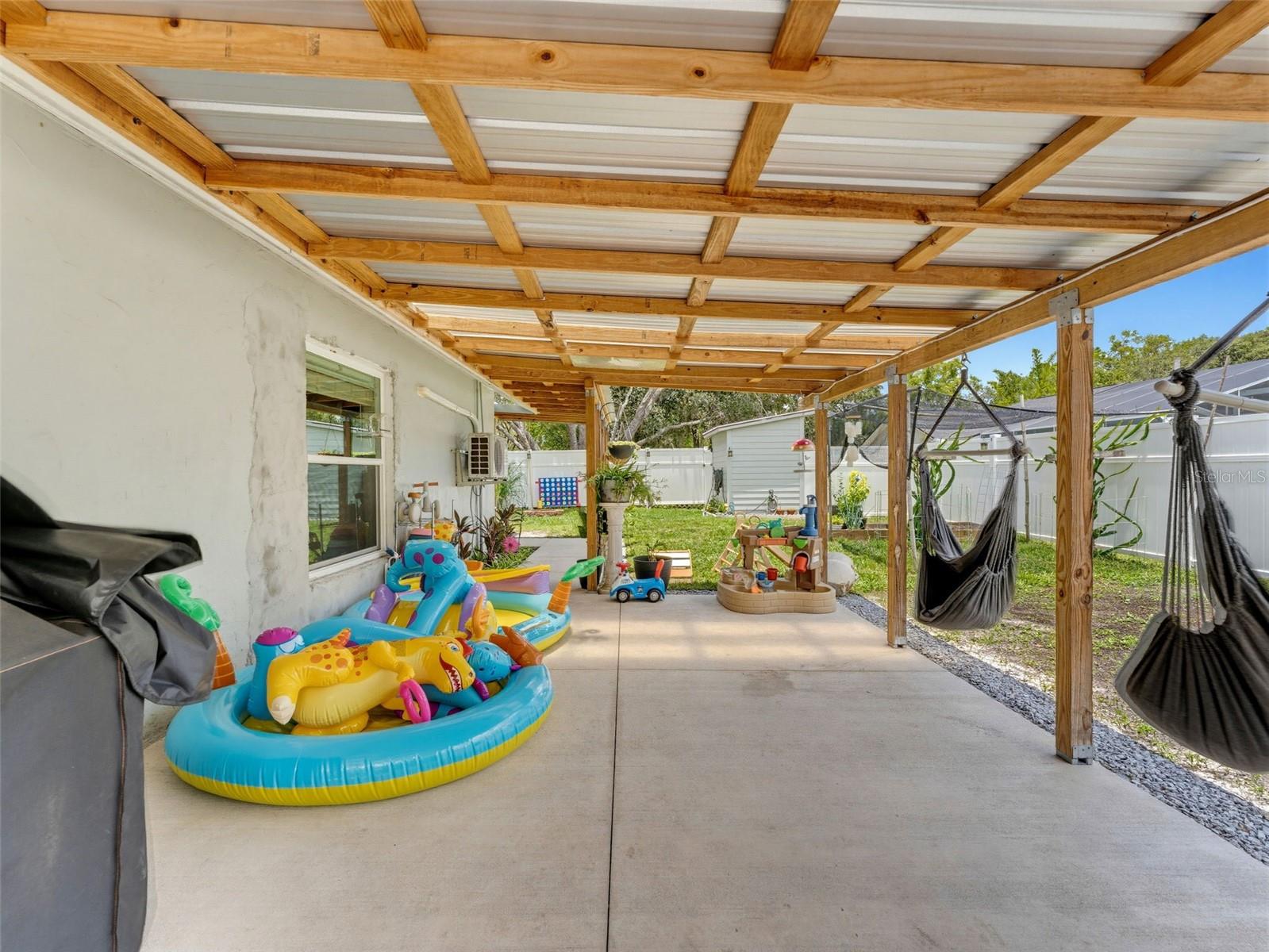 HUDSON GROVE ESTATES - Residential