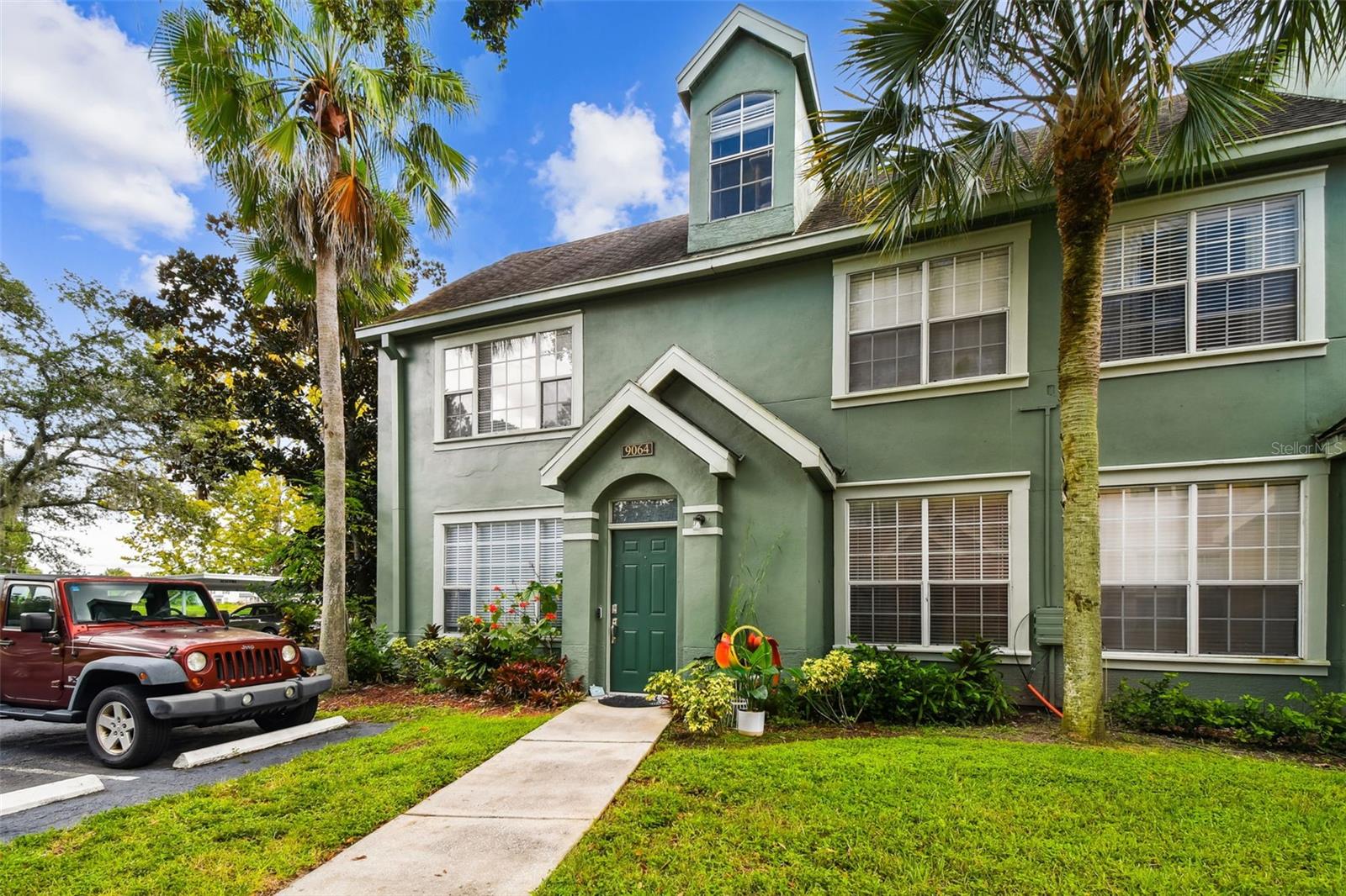 Incredible Opportunity in Lake Chase Island!

Don't miss your chance to own one of the best values in the highly sought-after gated community of Lake Chase in the heart of Westchase. This stunning, move-in-ready 2-bedroom, 2-bath condo with a versatile loft combines modern updates, abundant natural light, and an unbeatable location.

Step inside and be welcomed by soaring vaulted ceilings and an open-concept floor plan designed for both comfortable living and effortless entertaining. The beautifully updated kitchen features granite countertops, stainless steel appliances, ample cabinetry, and a seamless flow into the spacious living and dining area.

The thoughtfully designed split-bedroom layout provides maximum privacy, with each generously sized bedroom offering its own en-suite bath. The primary suite is a true retreat with a luxurious walk-in shower and granite vanity, while the secondary suite features a granite vanity and tub/shower combination perfect for family or guests.

Upstairs, the flexible loft space with a large storage closet offers endless possibilities as a home office, media room, playroom, fitness area, or additional guest accommodations.

Lake Chase residents enjoy resort-style amenities including two sparkling pools, a clubhouse, fitness center, tennis courts, basketball court, sand volleyball, playgrounds, and scenic walking trails surrounding the picturesque lake.

Ideally located just minutes from West Park Village, Citrus Park Mall, top-rated dining, shopping, entertainment, and the Veterans Expressway, this home offers the perfect blend of convenience and lifestyle.

This exceptional home checks every box. Schedule your private showing today and discover why Lake Chase remains one of Westchase's most desirable communities!