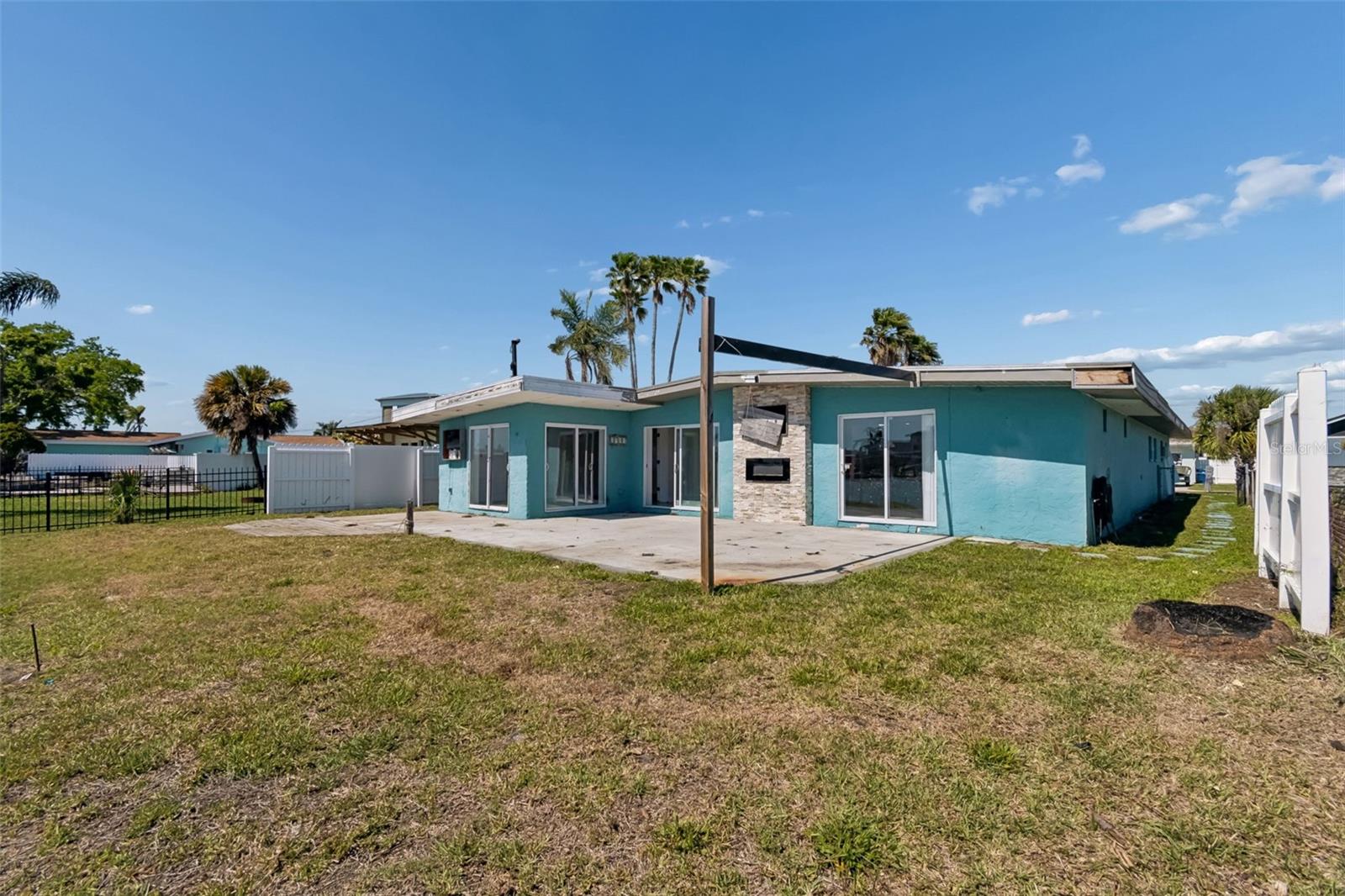 REDINGTON BEACH HOMES 6TH ADD - Residential