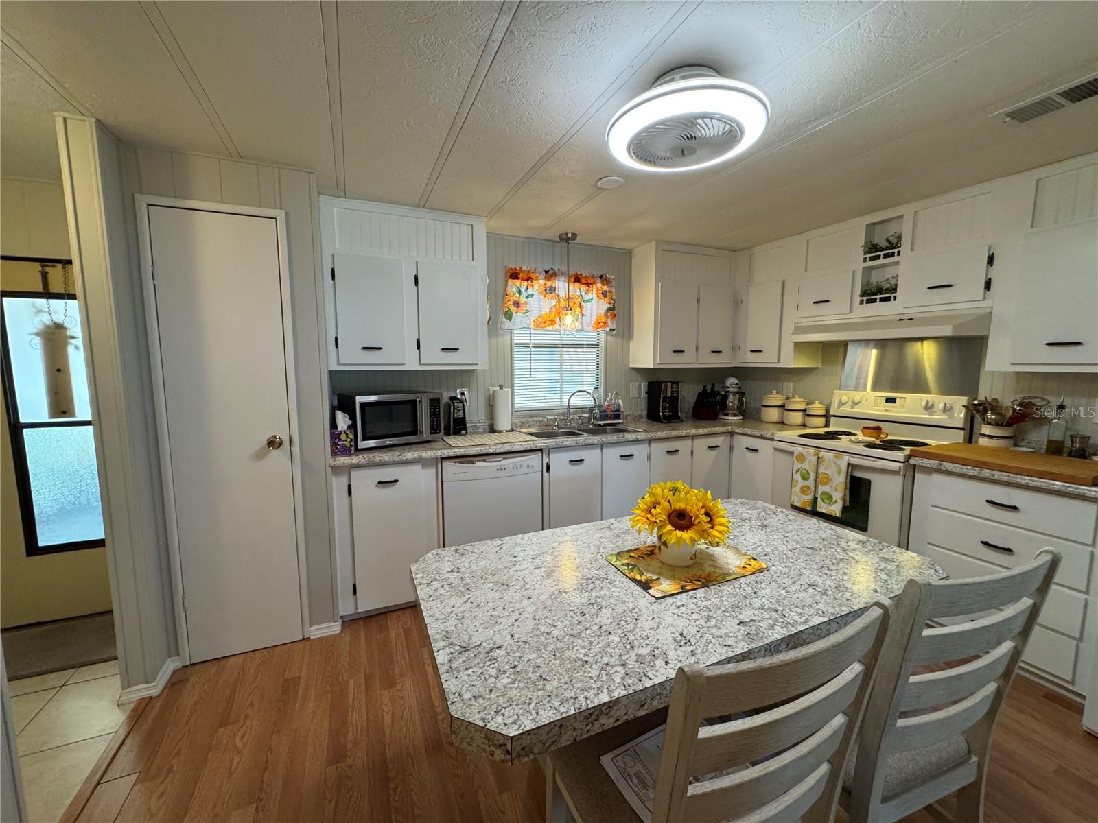 LAKE N GOLF ESTATES - Residential