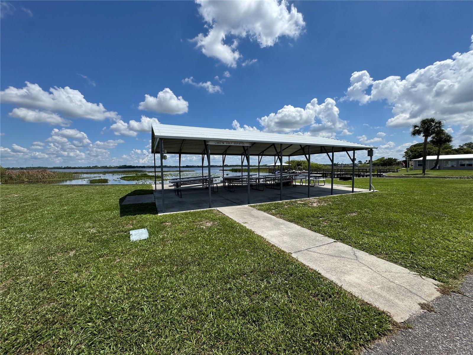 LAKE N GOLF ESTATES - Residential