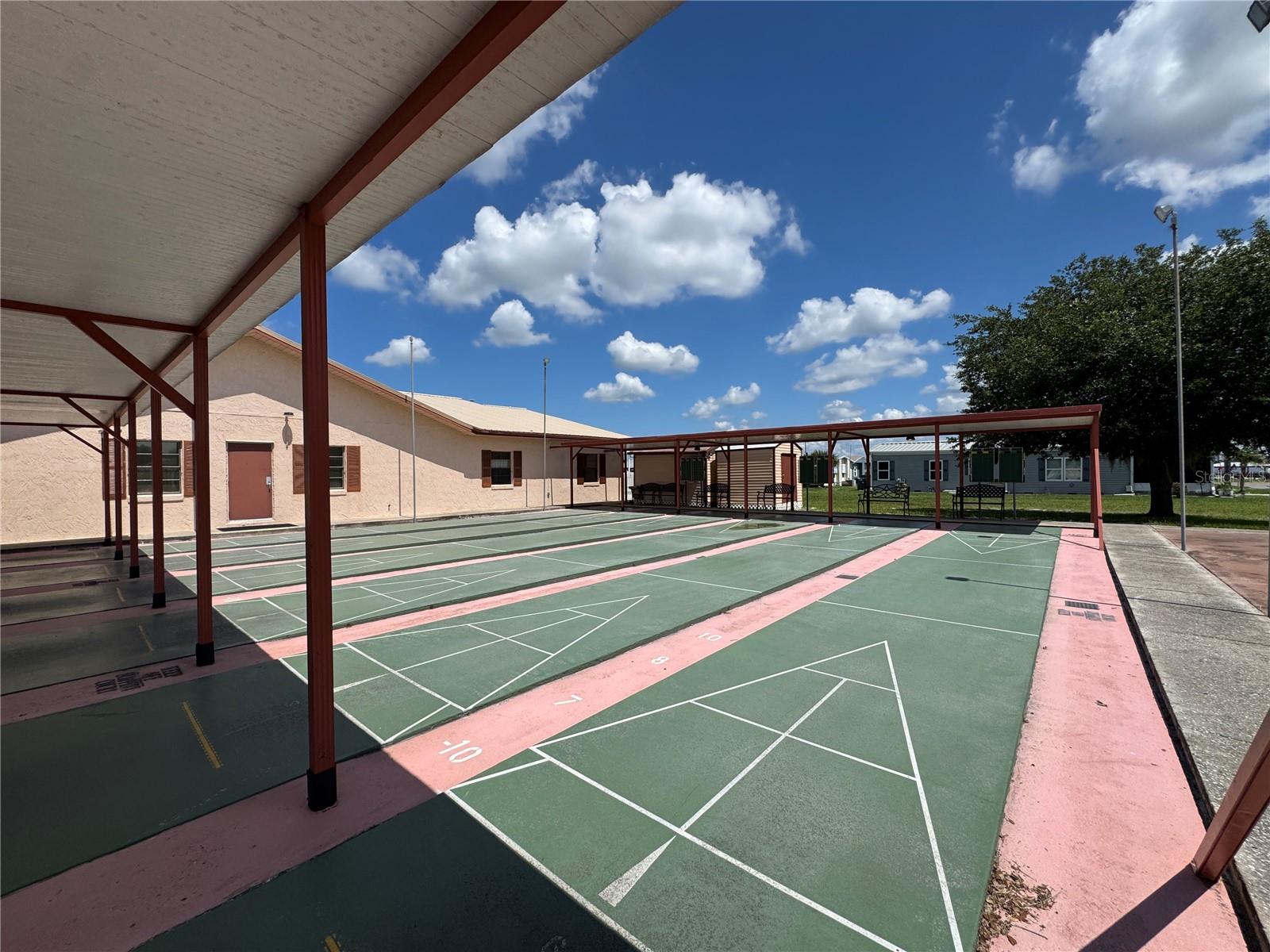 LAKE N GOLF ESTATES - Residential