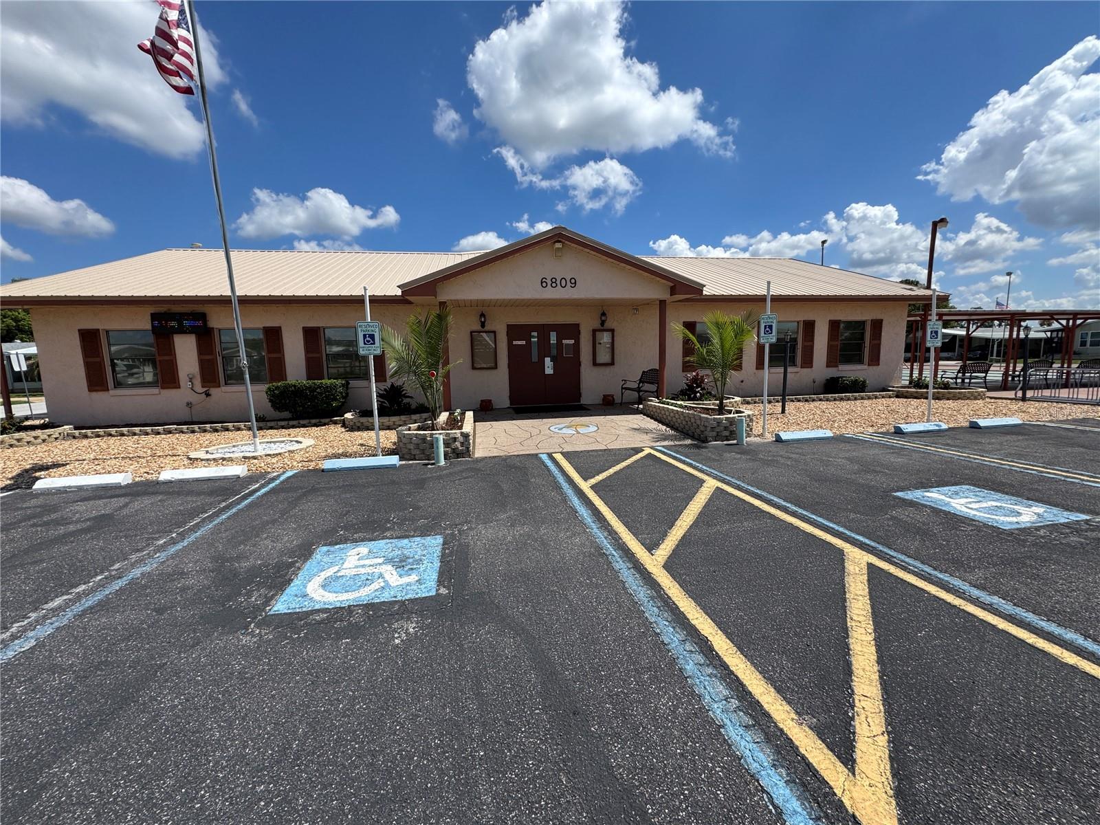 LAKE N GOLF ESTATES - Residential