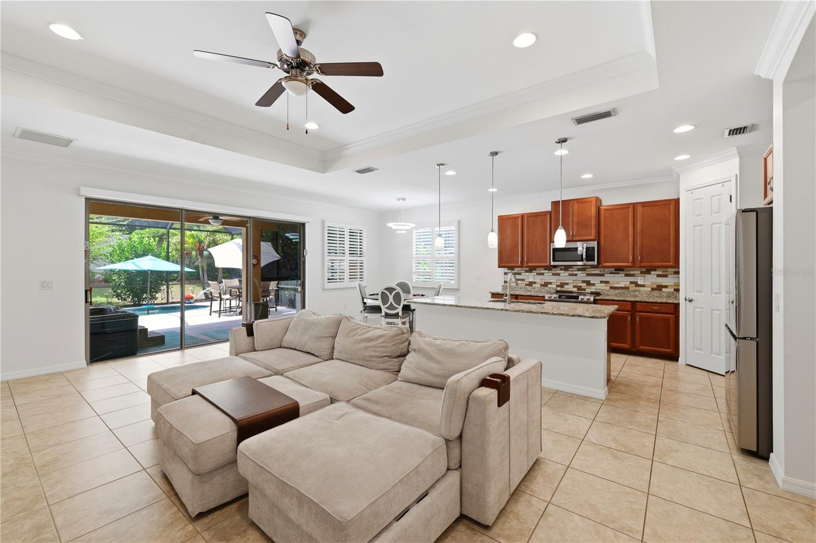 TOSCANA ISLES UN 1 - Residential