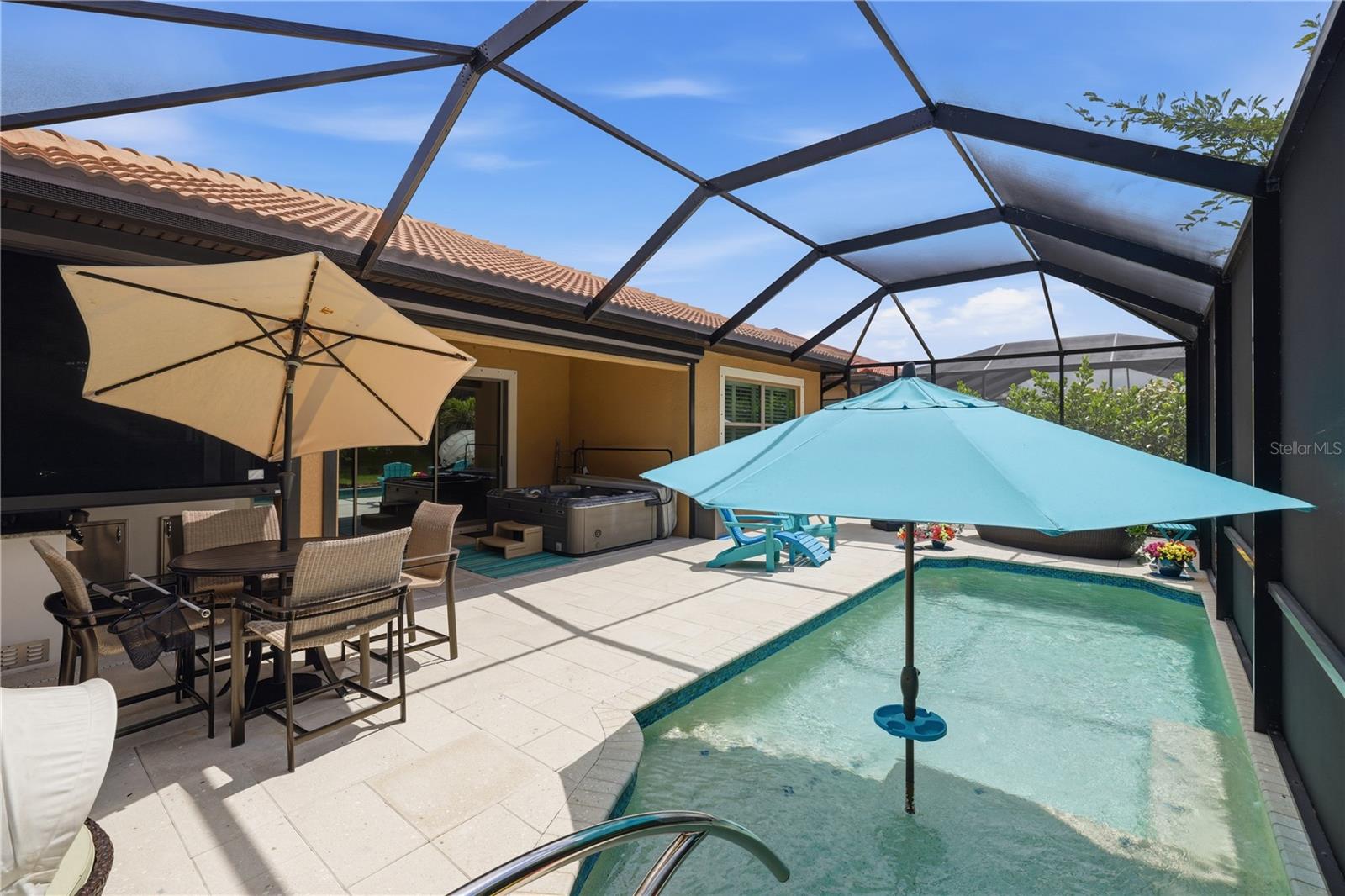TOSCANA ISLES UN 1 - Residential