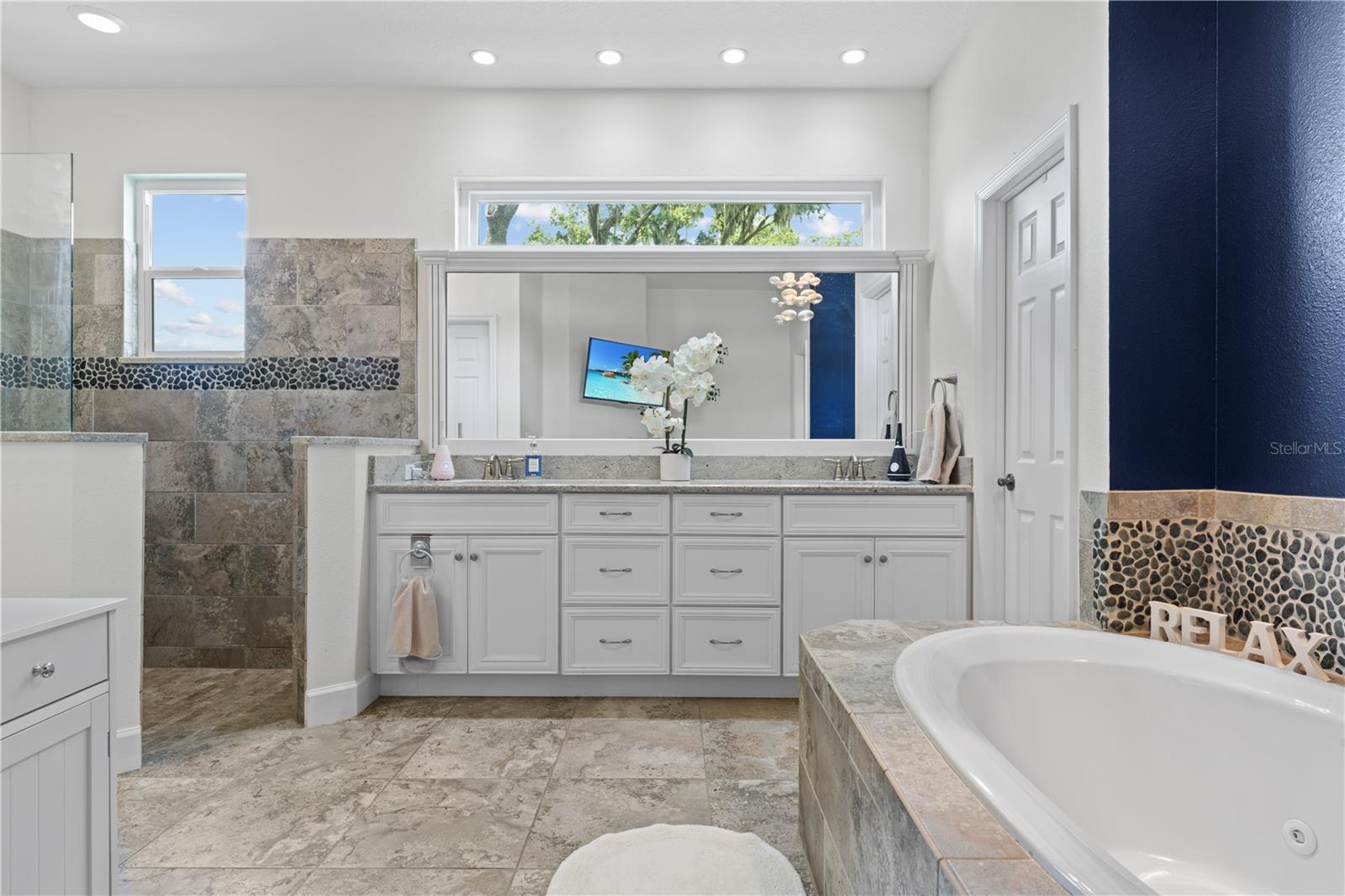DEER ISLAND ESTATES - Residential